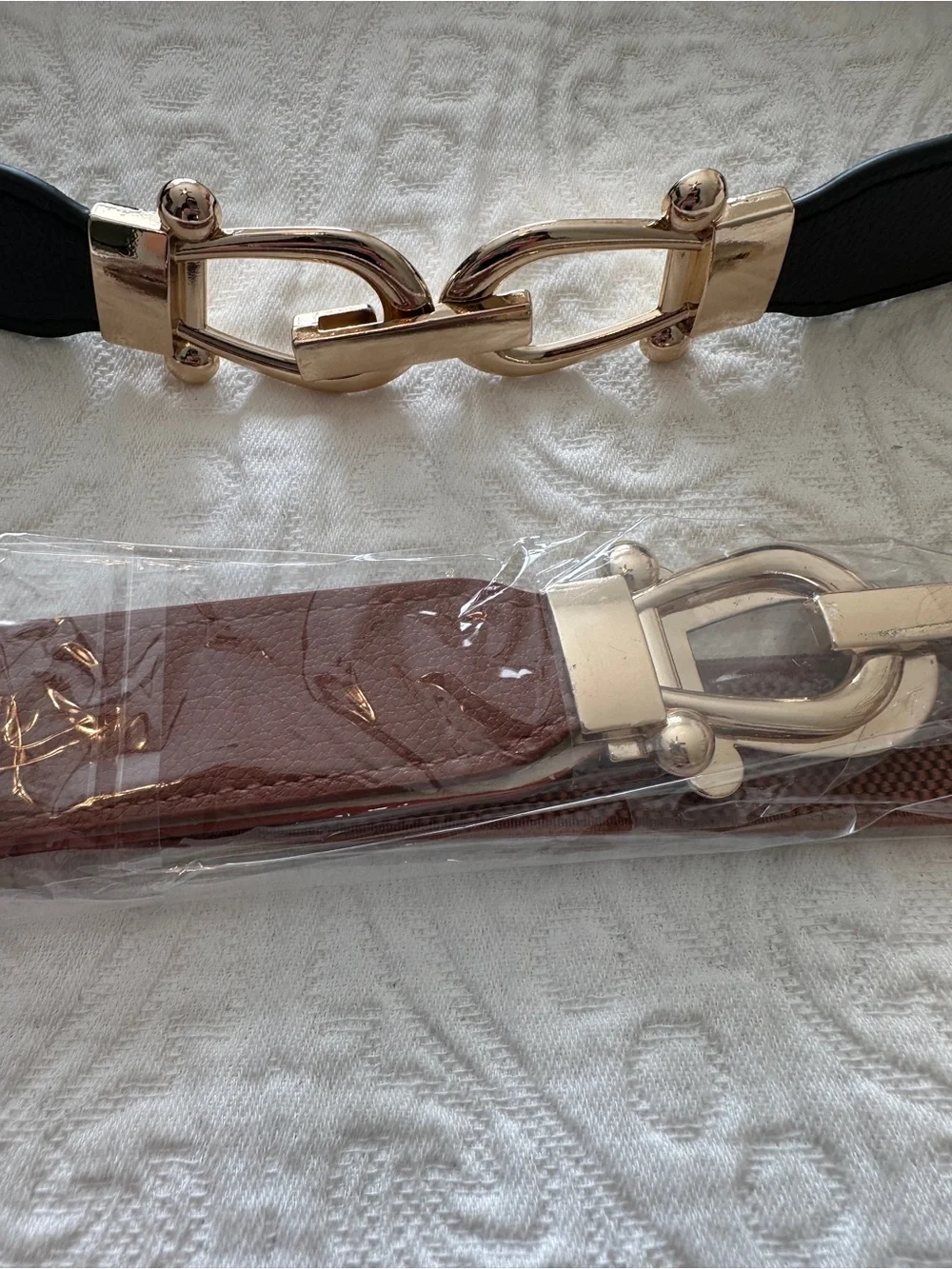 NWT - Stretchy Women’s Belt 1x Black + 1x Brown with Gold Hardware
